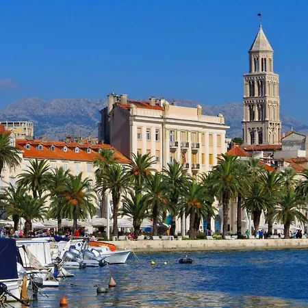 Apartment B&a - Center Of *